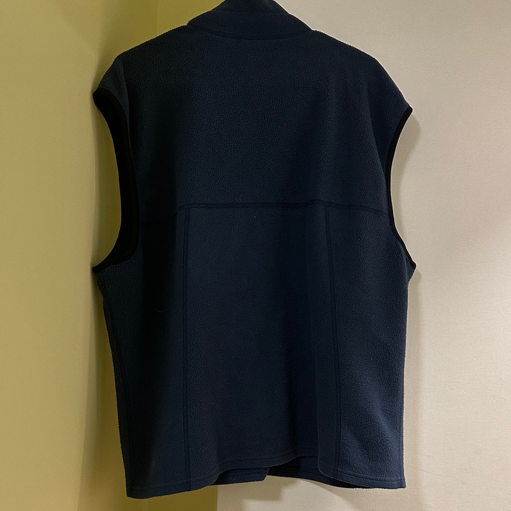 MEC Fleece Vest - Picture 4 of 4